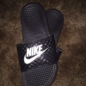 Nike slides